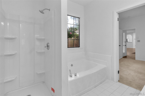 6021 WOODRUN Court