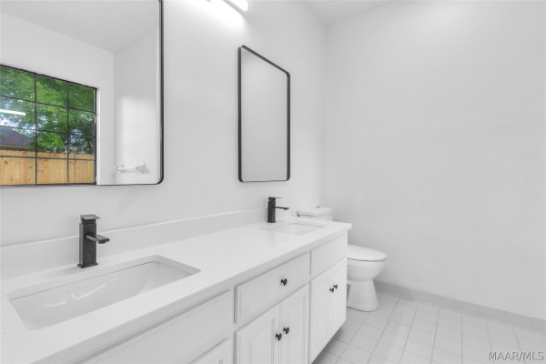 6021 WOODRUN Court