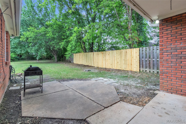 6021 WOODRUN Court