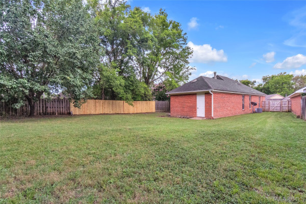6021 WOODRUN Court