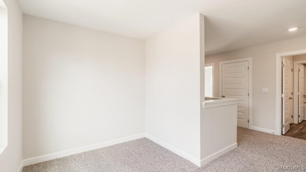 1709 Windsor Hill Lane