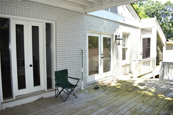 617 Thorn Place