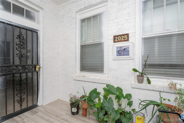2025 Yancey Avenue