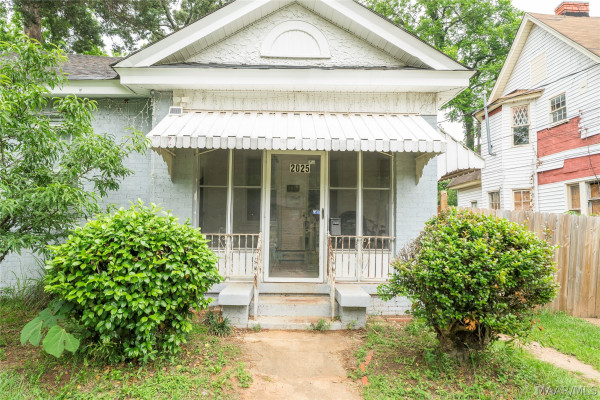 2025 Yancey Avenue