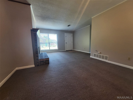 49 GLENWOOD Court
