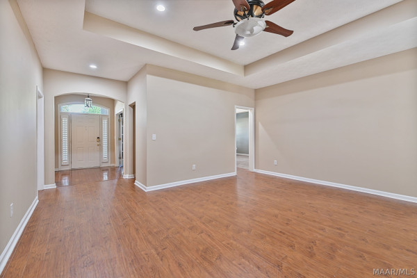 9161 CARTERS GROVE Way