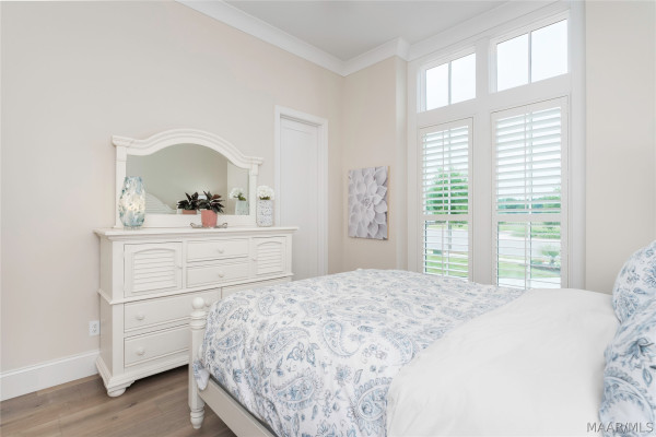 349 Heron Hill