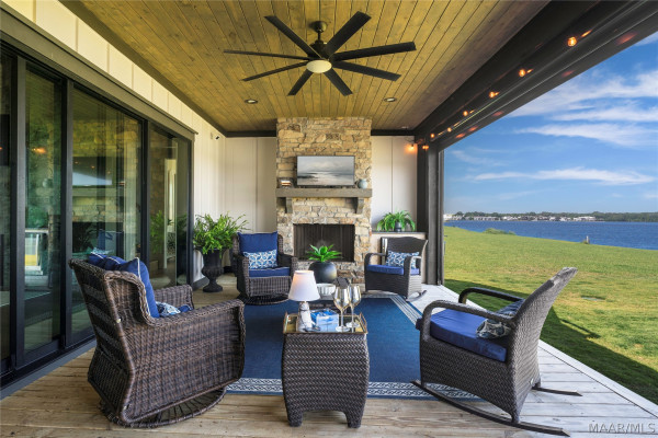 349 Heron Hill