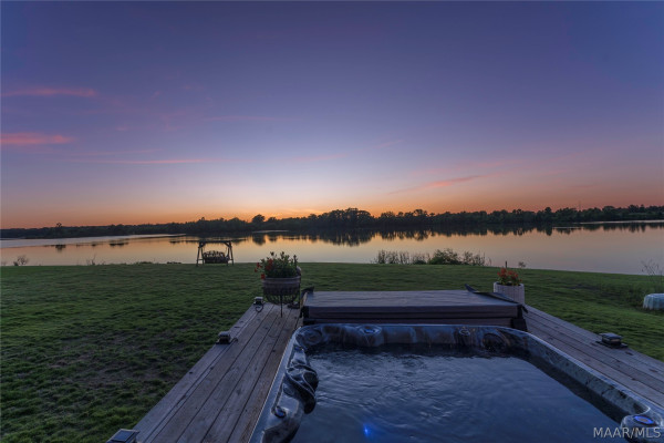 349 Heron Hill