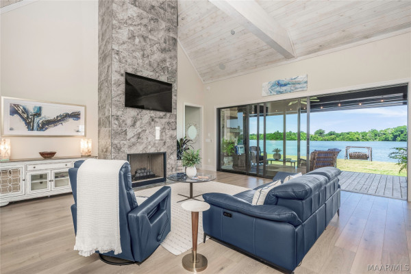 349 Heron Hill