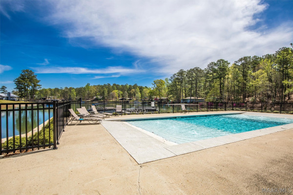 153 Whisper Trace