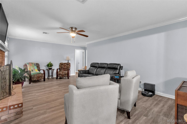 5801 BRIDLE PATH Lane