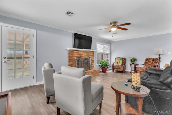 5801 BRIDLE PATH Lane