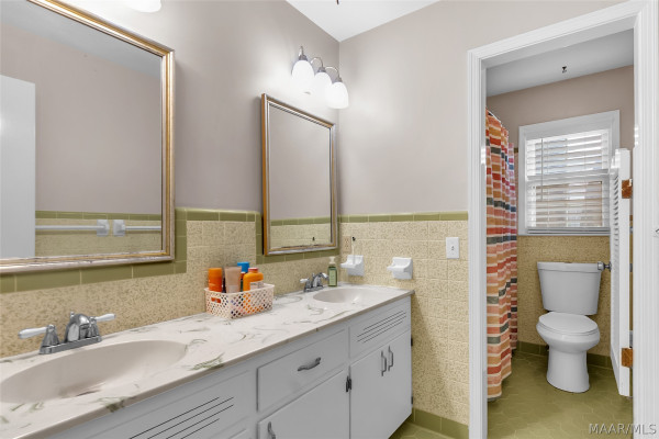 5801 BRIDLE PATH Lane