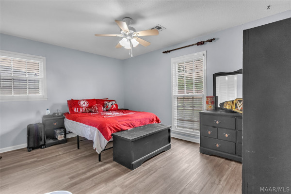 5801 BRIDLE PATH Lane