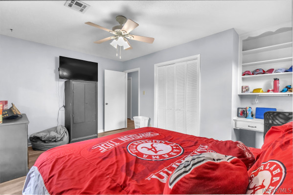 5801 BRIDLE PATH Lane