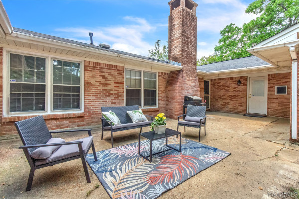 5801 BRIDLE PATH Lane