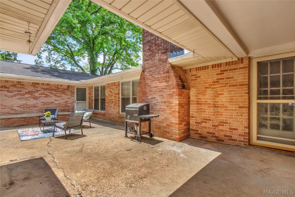 5801 BRIDLE PATH Lane