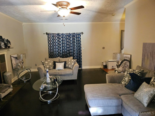 136 VILLAGE CREEK Road