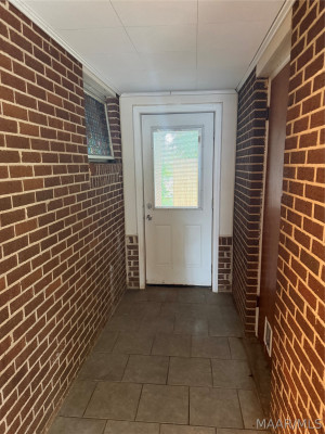 130 E Salem Drive