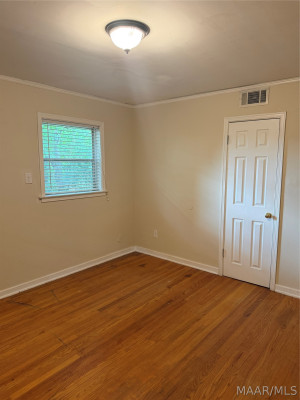 130 E Salem Drive
