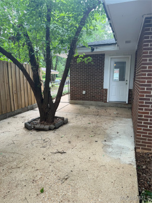 130 E Salem Drive