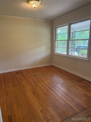 130 E Salem Drive