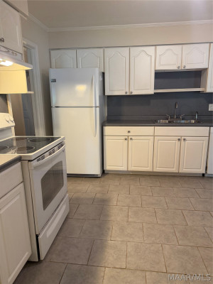 130 E Salem Drive