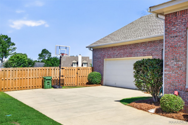 9818 Bent Brook Drive