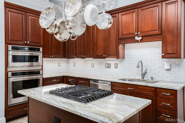 8456 Marsh Pointe Drive