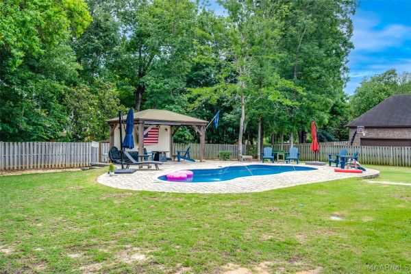 8456 Marsh Pointe Drive