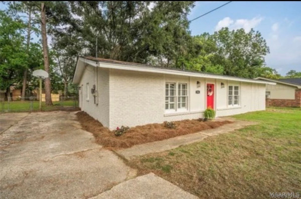 725 Queensbury Drive