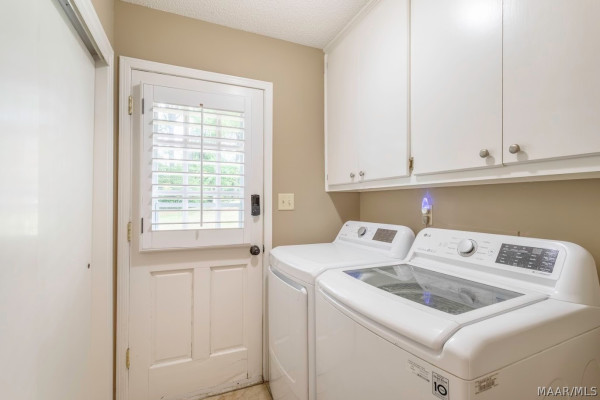 1248 Woodhill Court