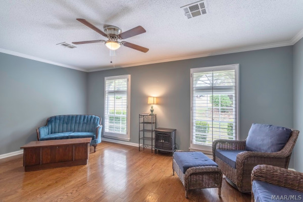 1248 Woodhill Court