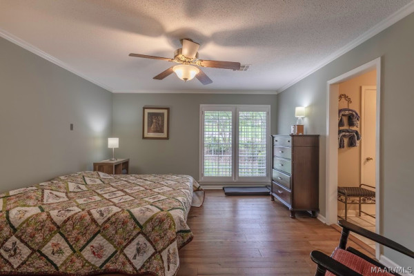 1248 Woodhill Court