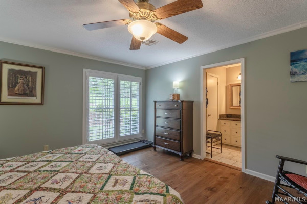 1248 Woodhill Court