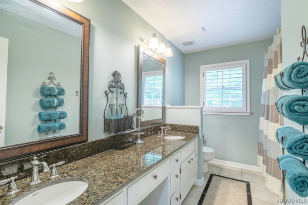 1248 Woodhill Court