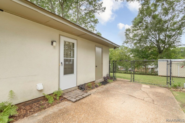 1248 Woodhill Court