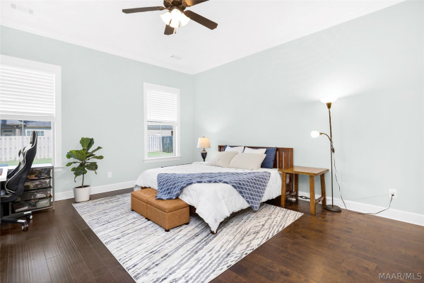 9238 CRESCENT LODGE Drive