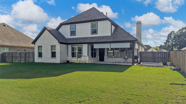 9238 CRESCENT LODGE Drive