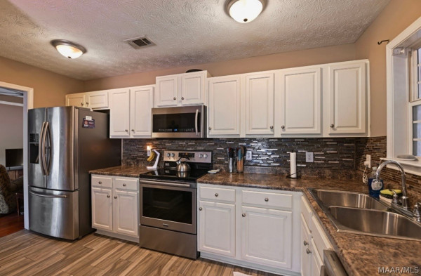 160 Glendale Acres
