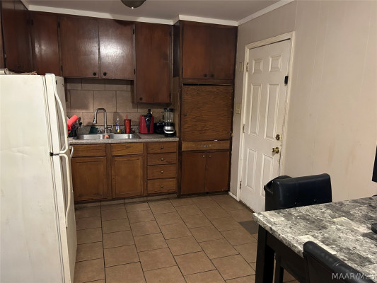 2146 POWELL Lane