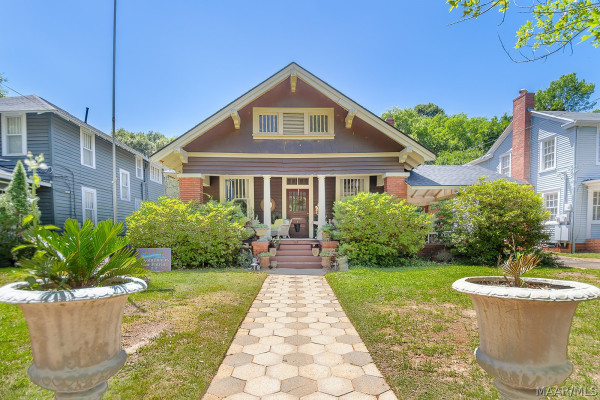 44 S CAPITOL Parkway