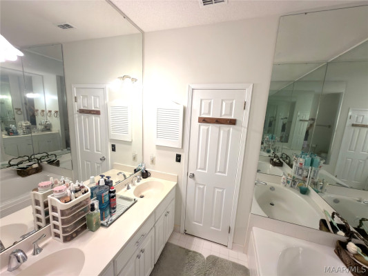 2237 Semaht Drive