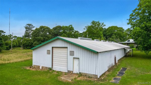 112 County Road 64 .