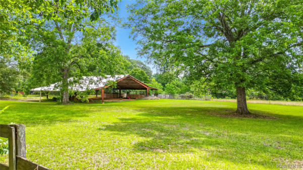 112 County Road 64 .