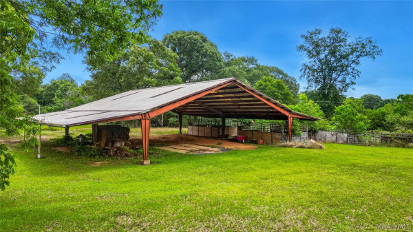 112 County Road 64 .