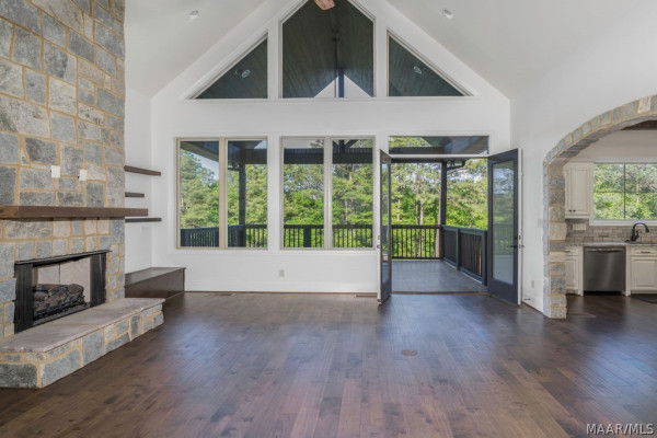 1492 Upper Kingston Road