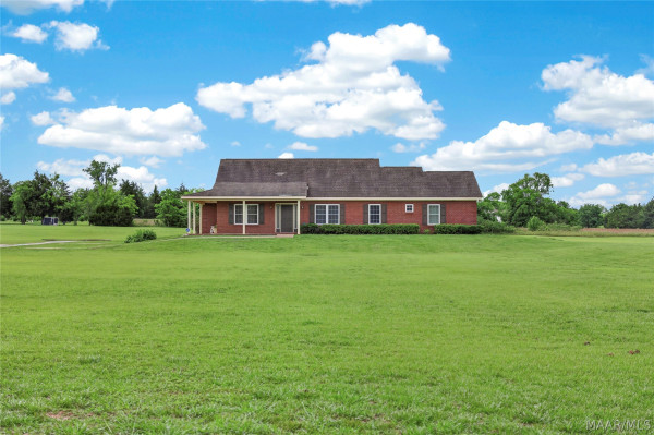 3601 RICHARDSON Road S