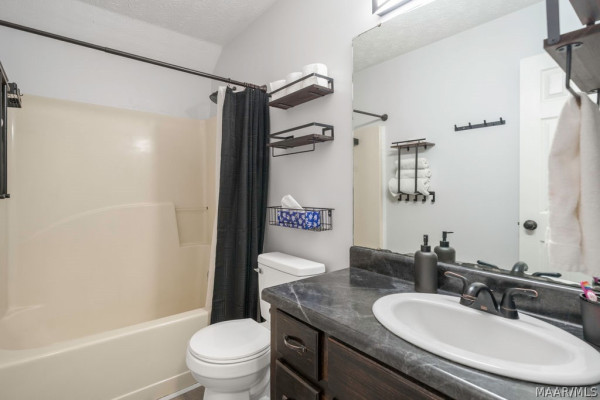 210 SCENIC Drive